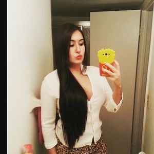 Meet your Posher, Lorena